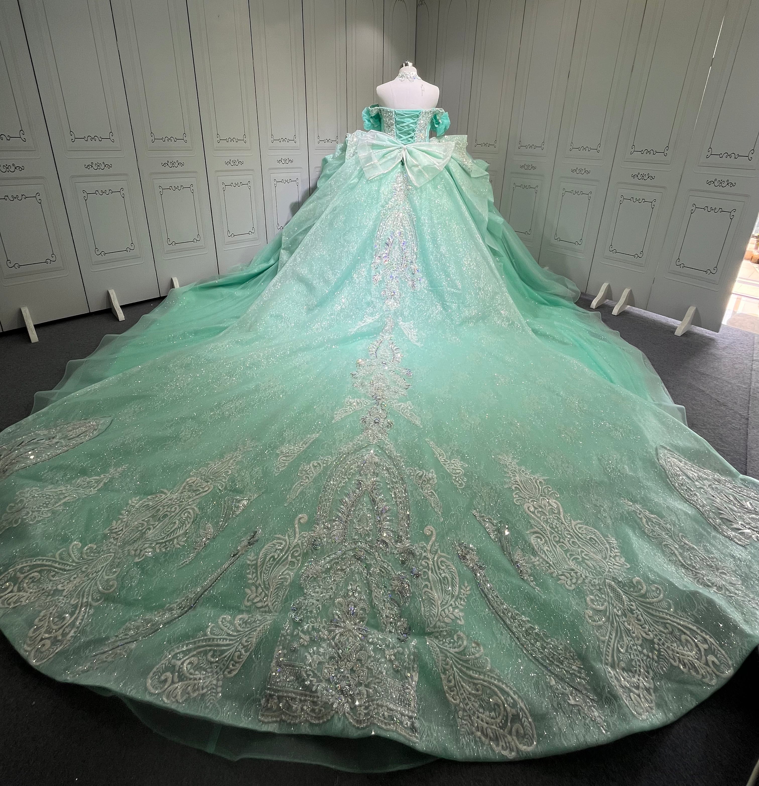 Sleeveless Aqua Quince Dress Shiny Crystal Vestidos De 15 Anos Princess Sweet 15 16 Years Old Birthday Party Gown