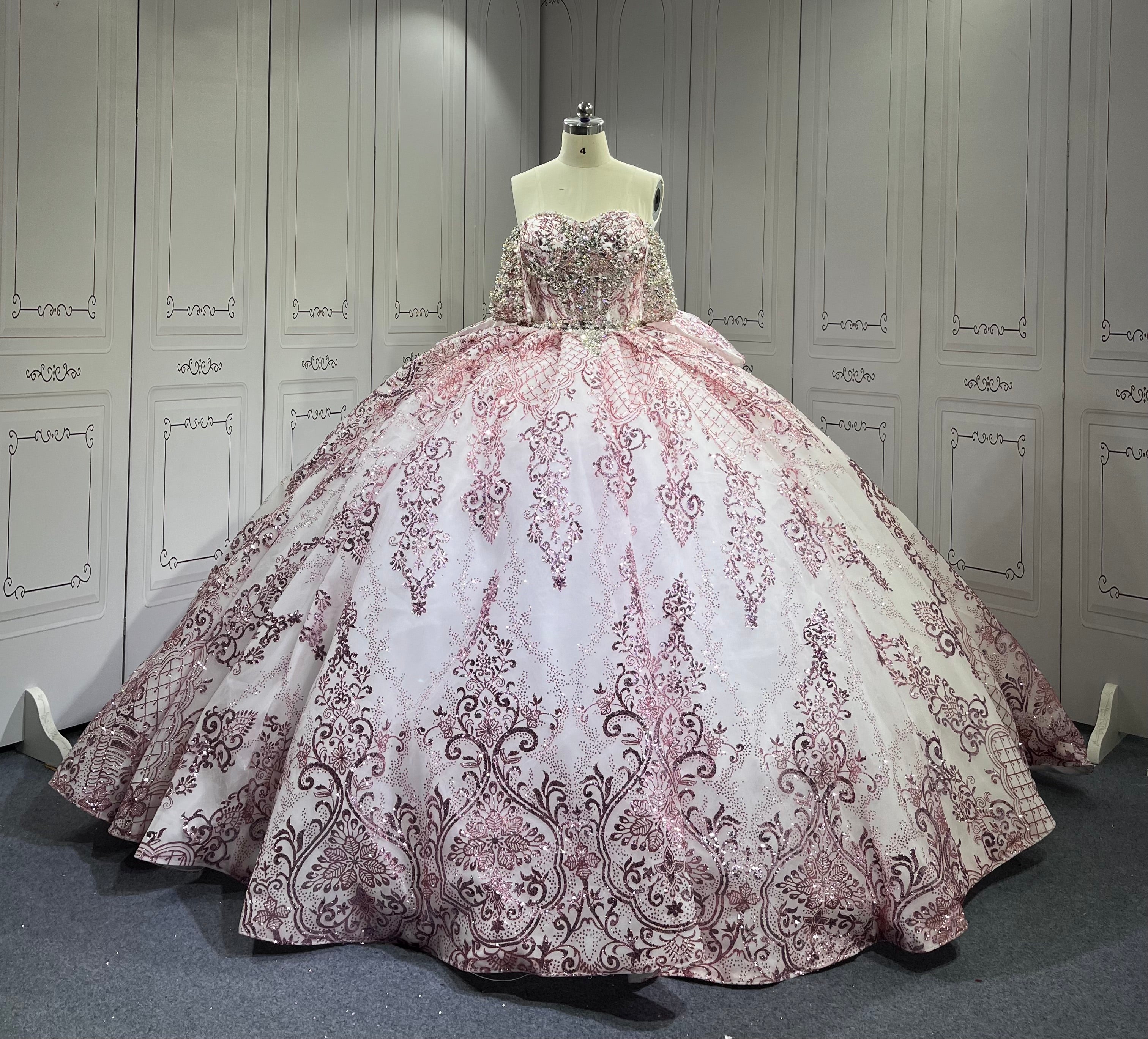 Mumuleo Pink on White Quinceanera Dresses Vestidos De Quinceaera 15 Lila De Fiesta Sweet 16 Dresses 2025 Aos Economics
