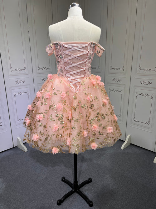 2025 Pink Off Shoulder Ball Gown Quinceanera Dresses Beading Crystal Lace Appliques Tull Sweet 16 15 Birthday Vestido De 15 Anos