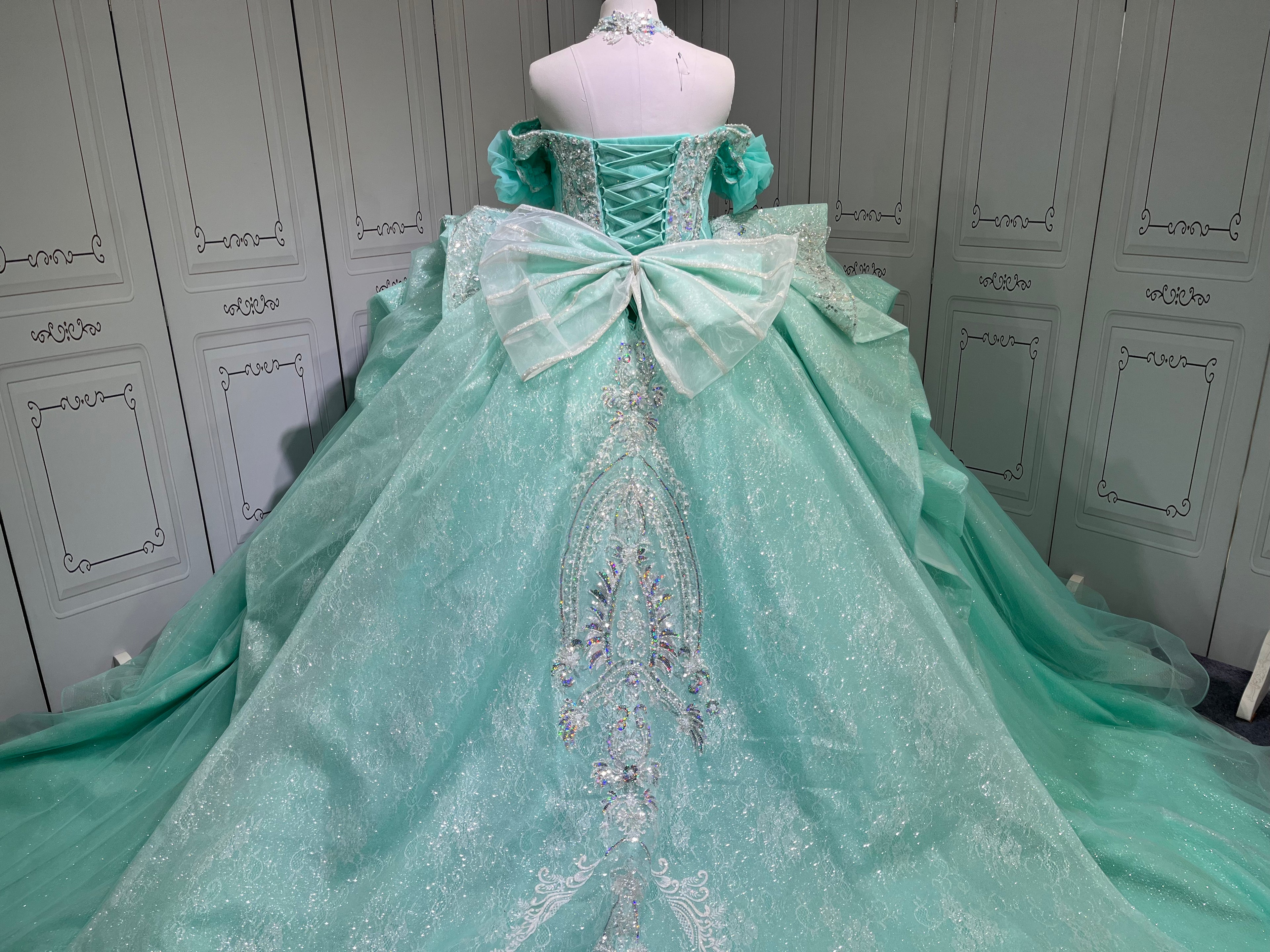 Sleeveless Aqua Quince Dress Shiny Crystal Vestidos De 15 Anos Princess Sweet 15 16 Years Old Birthday Party Gown