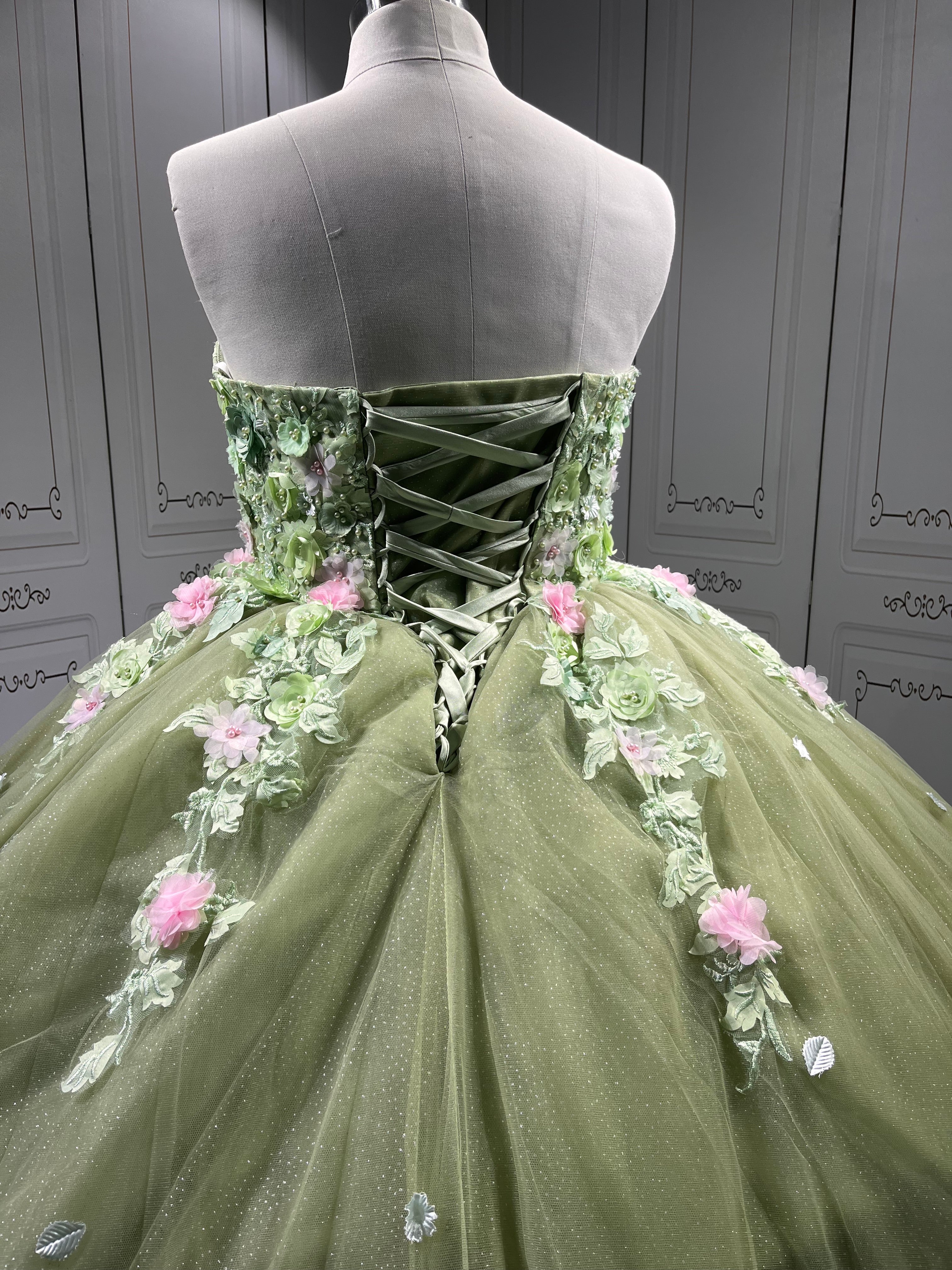 Mumuleo Sage Green Quinceanera Dress Lace Appliques 15 Dresses Ball Gown Vestidos Anos Quinceaneras Vestido Fiesta