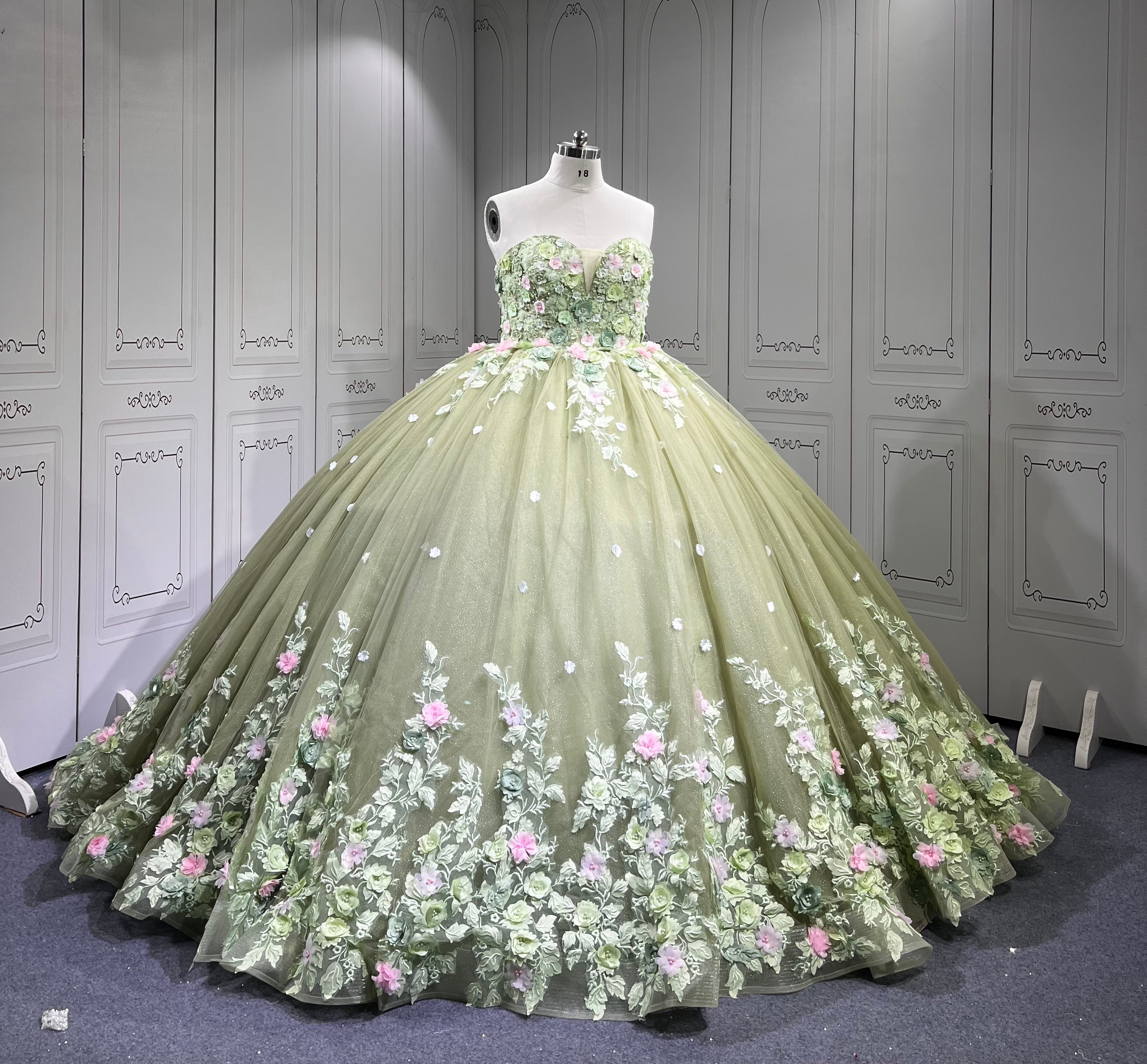 Mumuleo Sage Green Quinceanera Dress Lace Appliques 15 Dresses Ball Gown Vestidos Anos Quinceaneras Vestido Fiesta