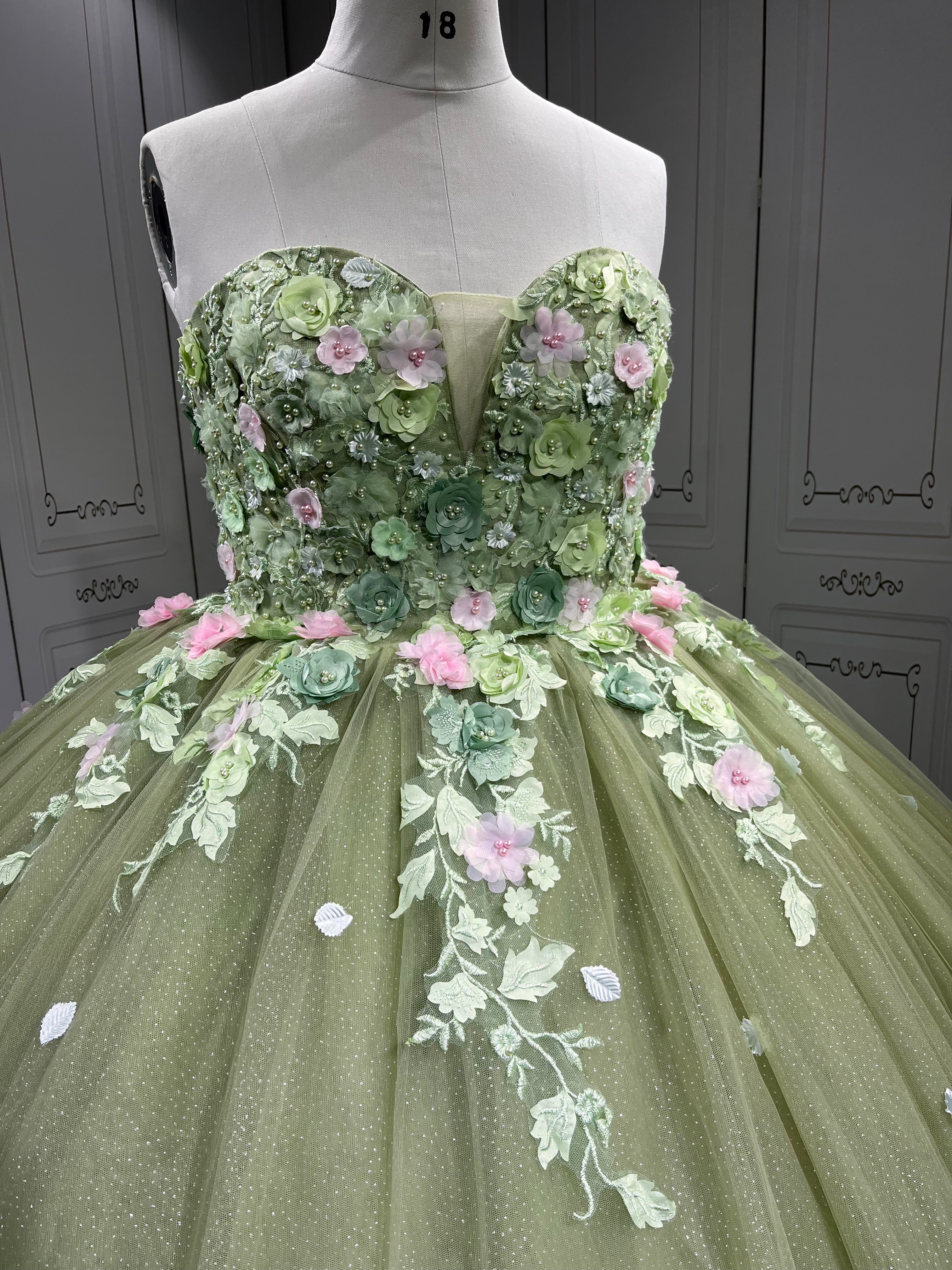 Mumuleo Sage Green Quinceanera Dress Lace Appliques 15 Dresses Ball Gown Vestidos Anos Quinceaneras Vestido Fiesta
