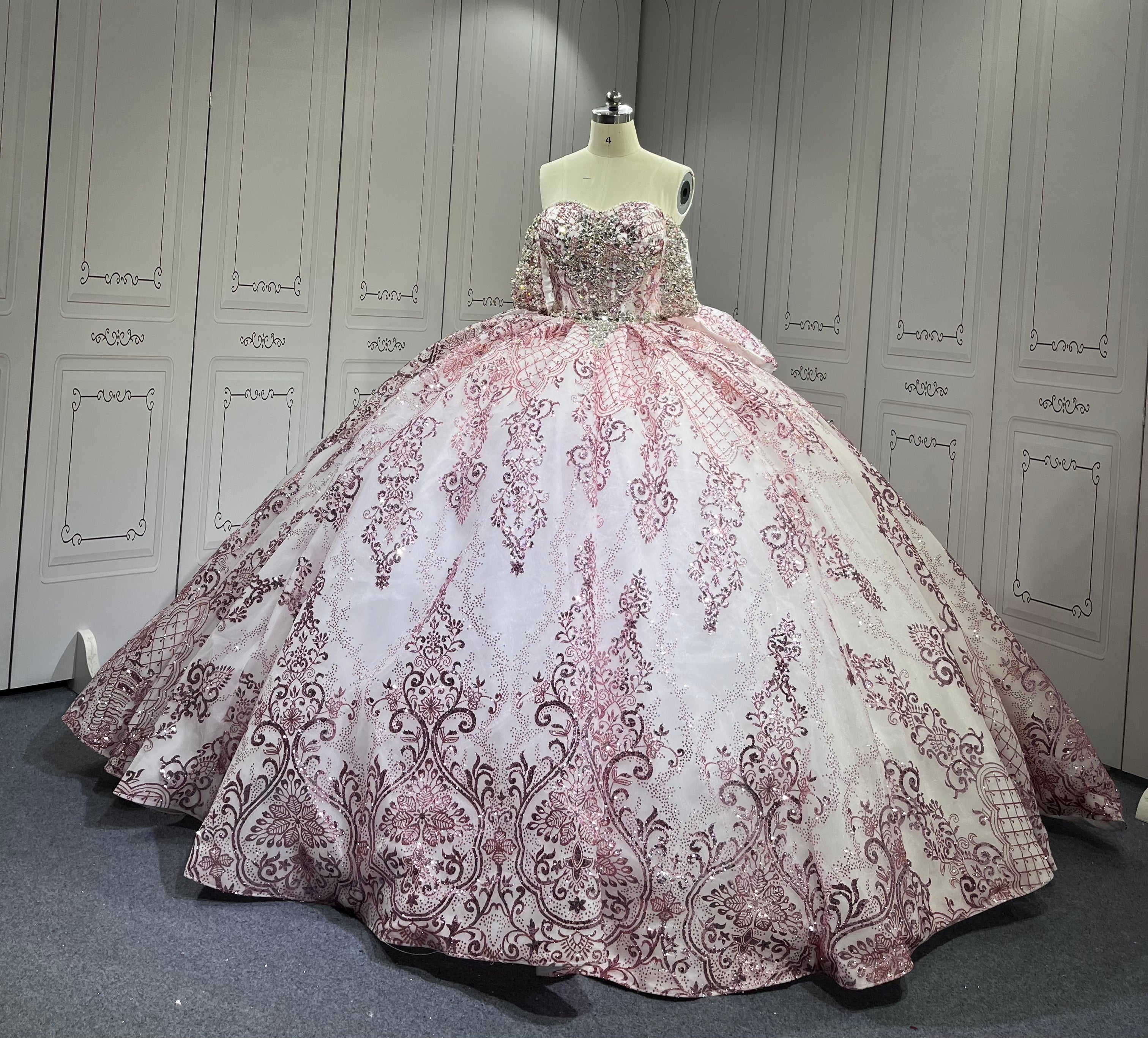 Mumuleo Pink on White Quinceanera Dresses Vestidos De Quinceaera 15 Lila De Fiesta Sweet 16 Dresses 2025 Aos Economics