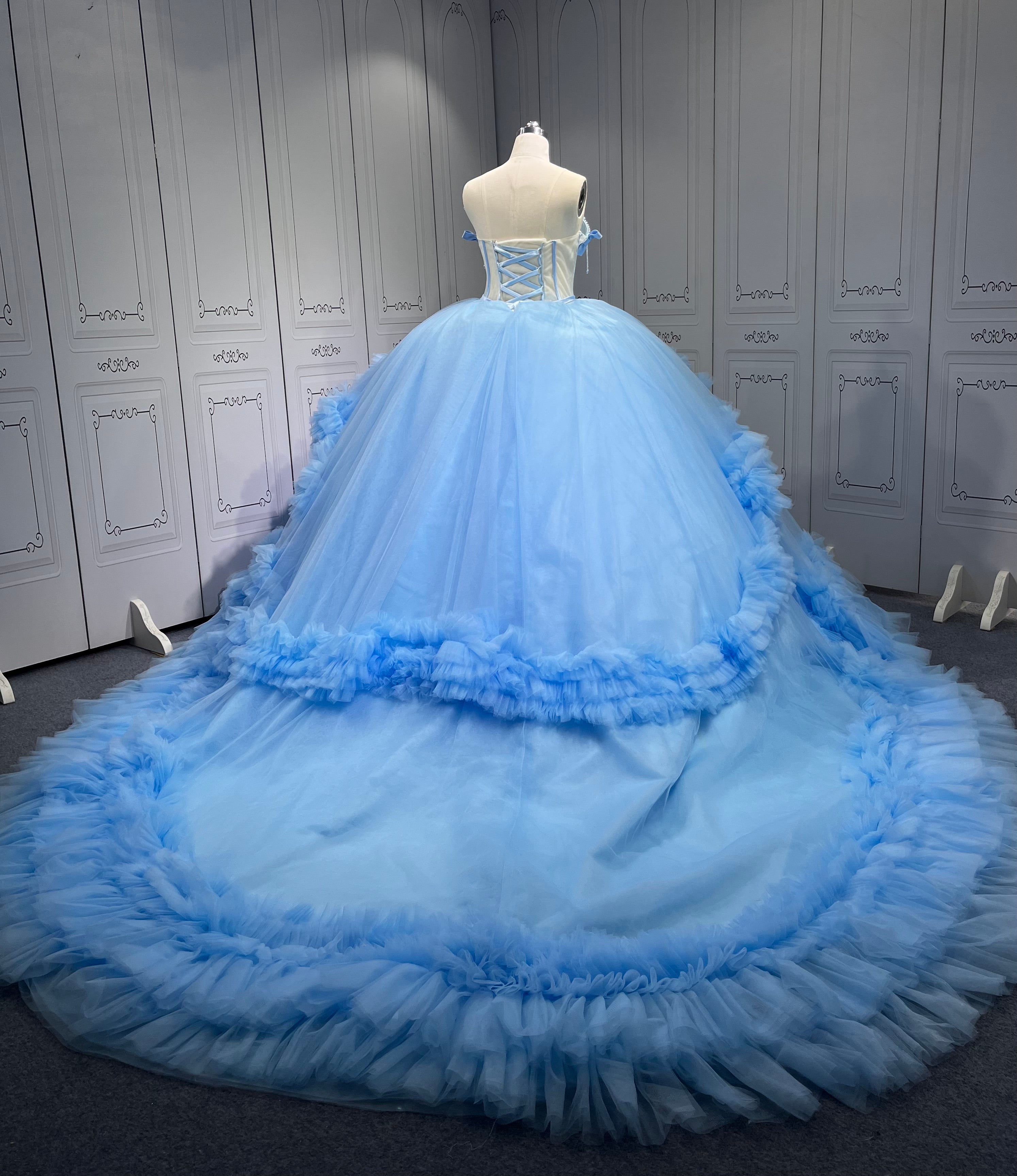 Mumuleo Affordable Red Quinceanera Dresses Princess Ball Gown Lace Appliques Budget Girls Sweet 15 Vestidos De 15 Anos