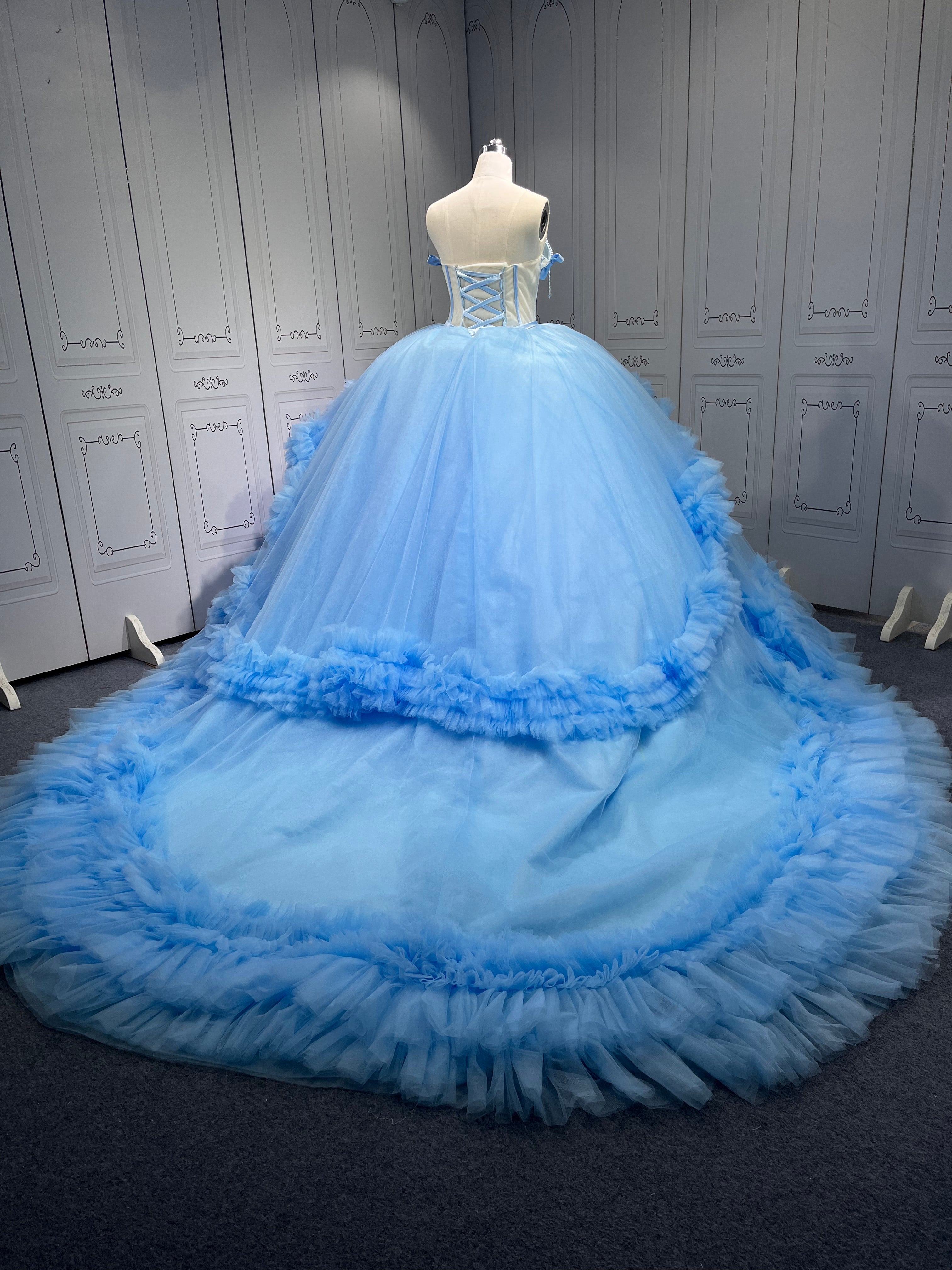 Mumuleo Affordable Red Quinceanera Dresses Princess Ball Gown Lace Appliques Budget Girls Sweet 15 Vestidos De 15 Anos