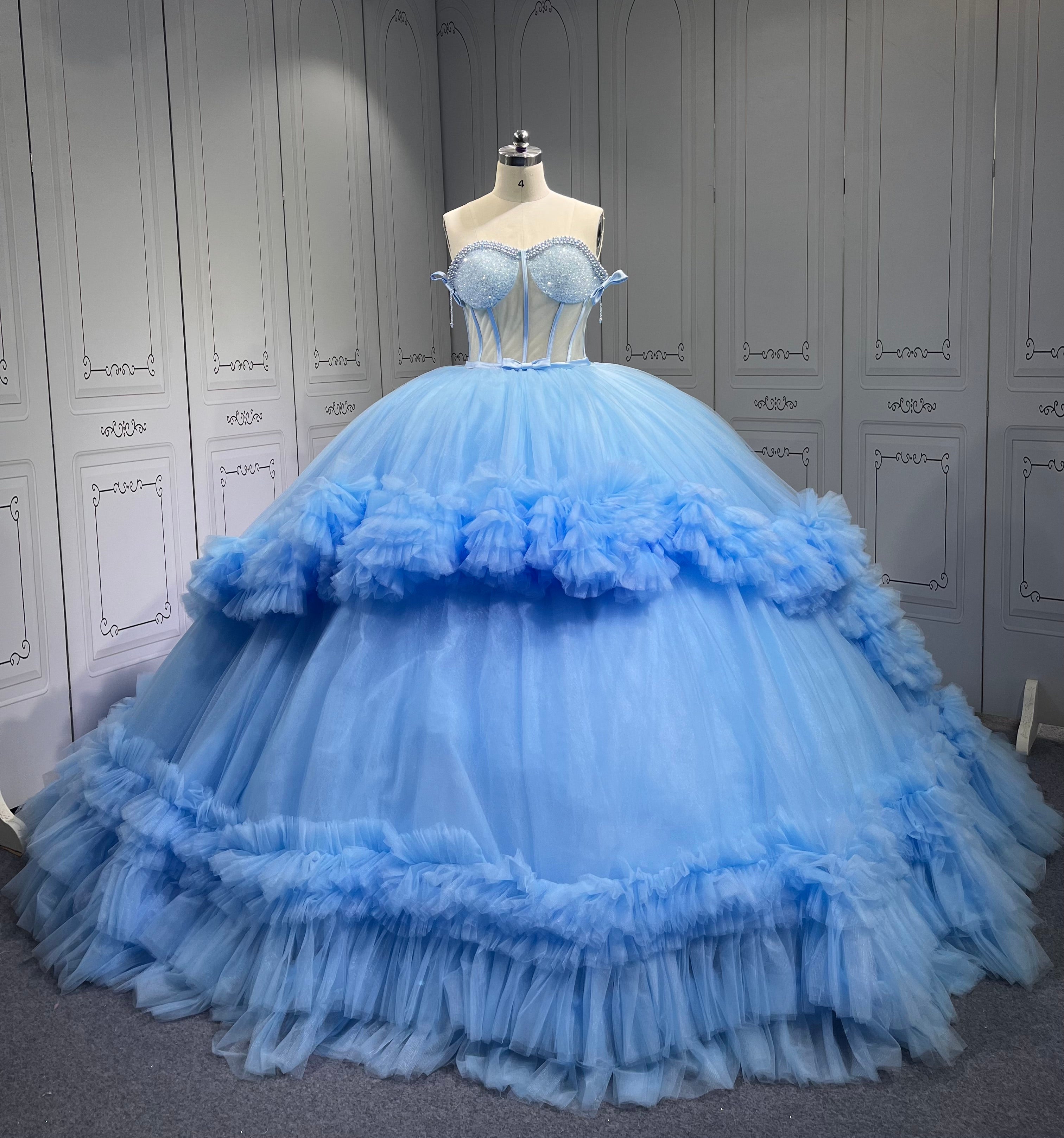 Mumuleo Affordable Red Quinceanera Dresses Princess Ball Gown Lace Appliques Budget Girls Sweet 15 Vestidos De 15 Anos