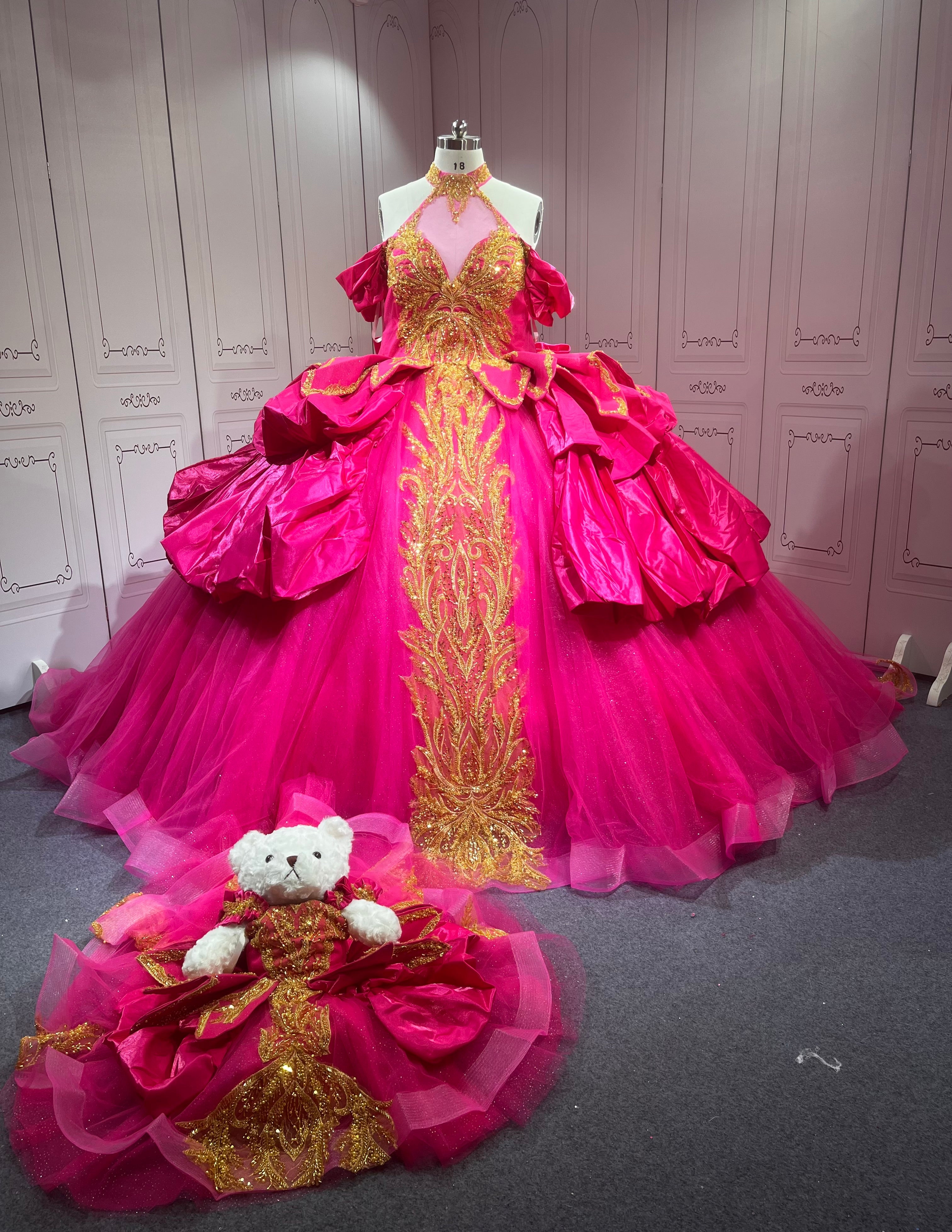 Hot Pink Fuchsia Quinceanera Dress Halter Vestido de XV with Gold Appliques