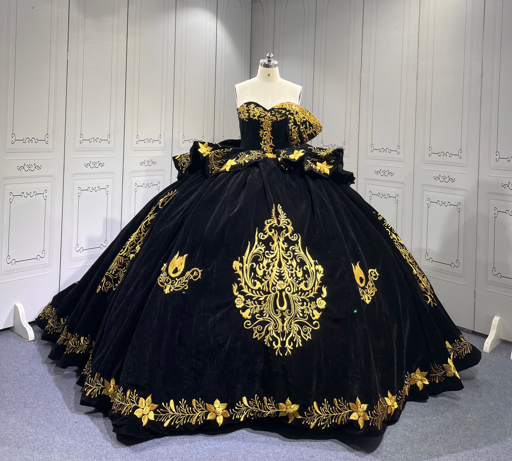 Mumuleo Black Mexican Quinceanera Dresses With Embroidery Para Fiesta Vestidos De 15 Aos XV De Quinceaera Ball Gowns Burdeos