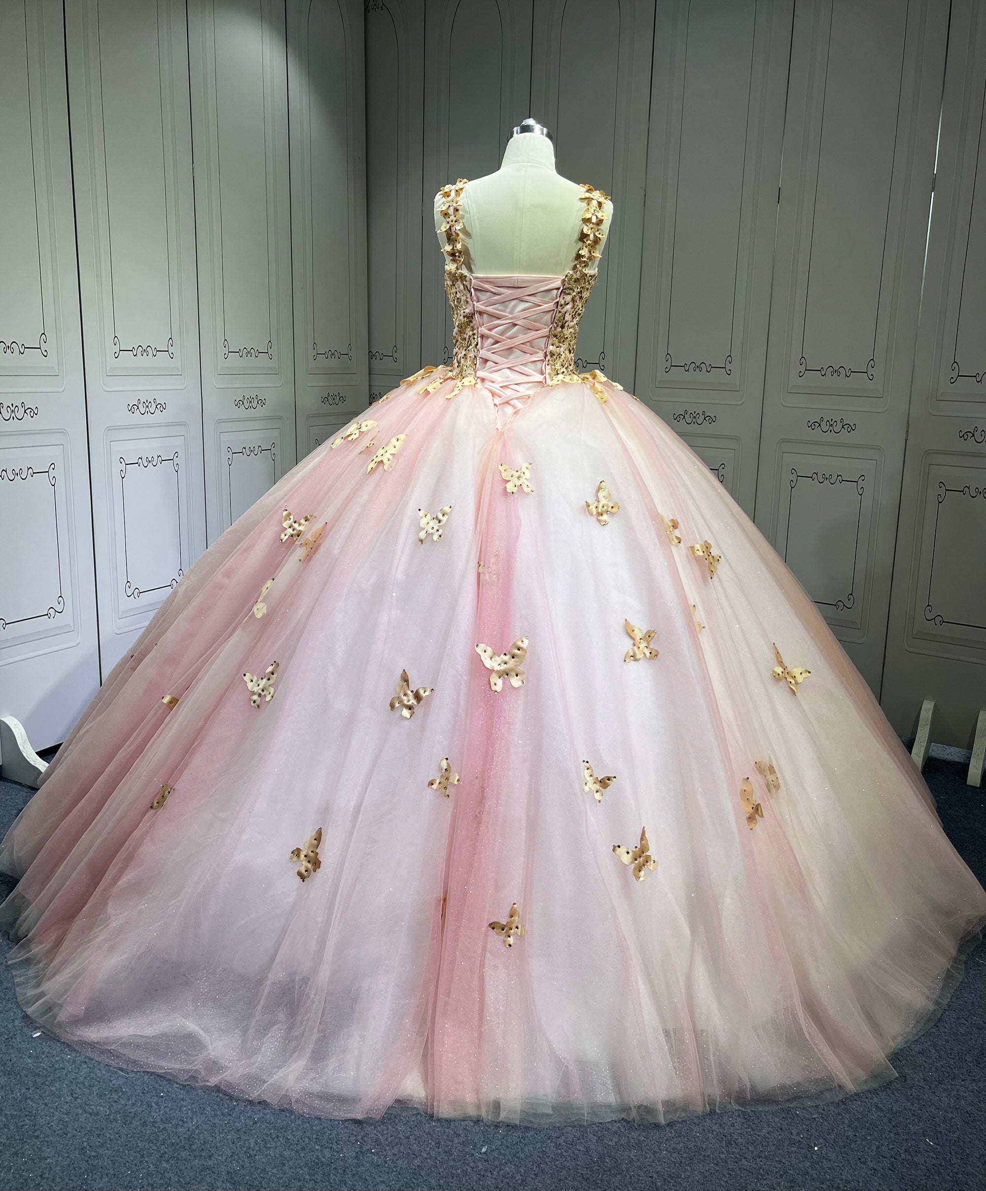 Pink With Rose Gold Butterfly Quinceanera Dresses Ball Gown Vestidos De 15 Aos De Quinceaera Deademas De Quinceaeras