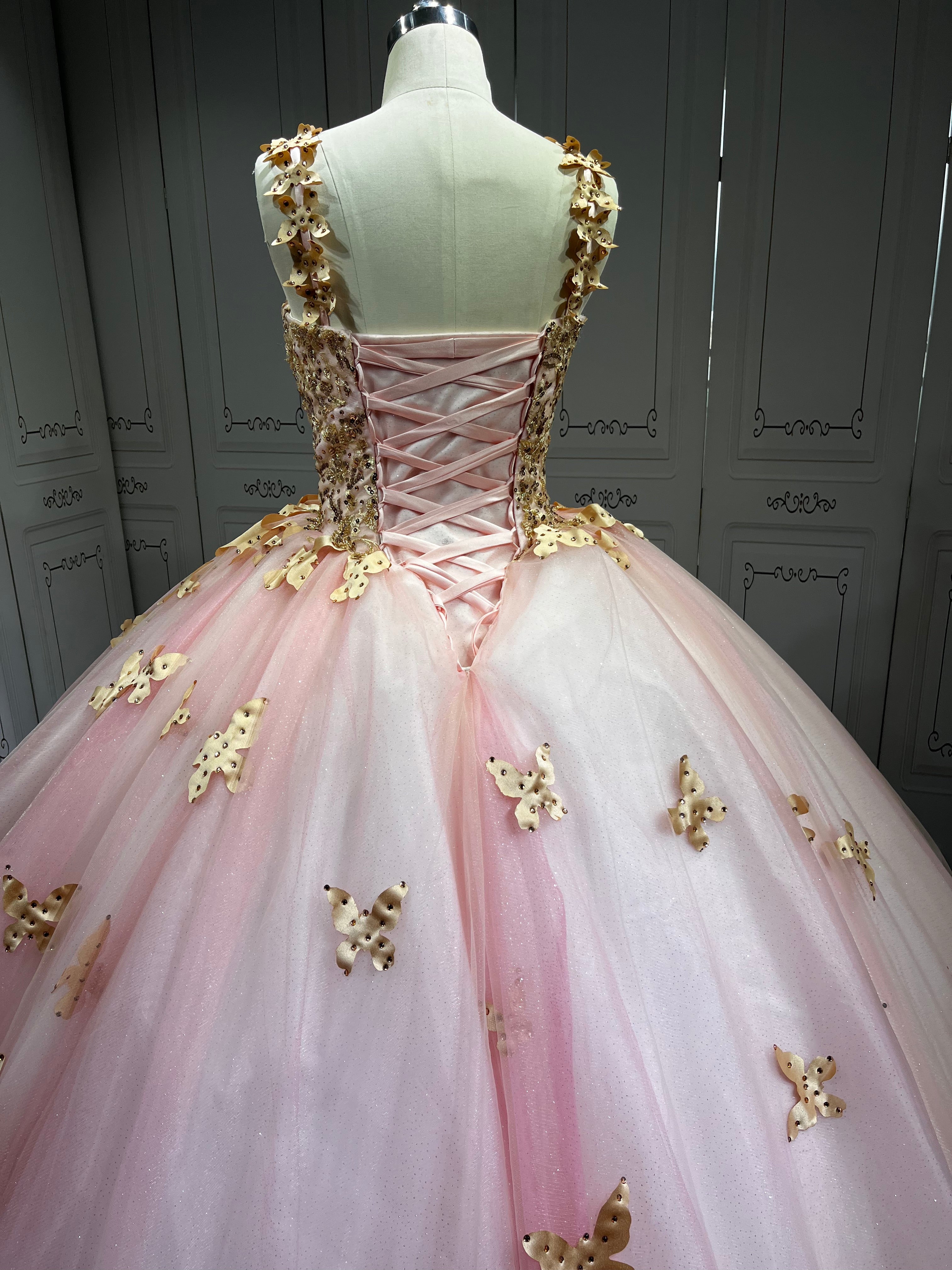 Pink With Rose Gold Butterfly Quinceanera Dresses Ball Gown Vestidos De 15 Aos De Quinceaera Deademas De Quinceaeras
