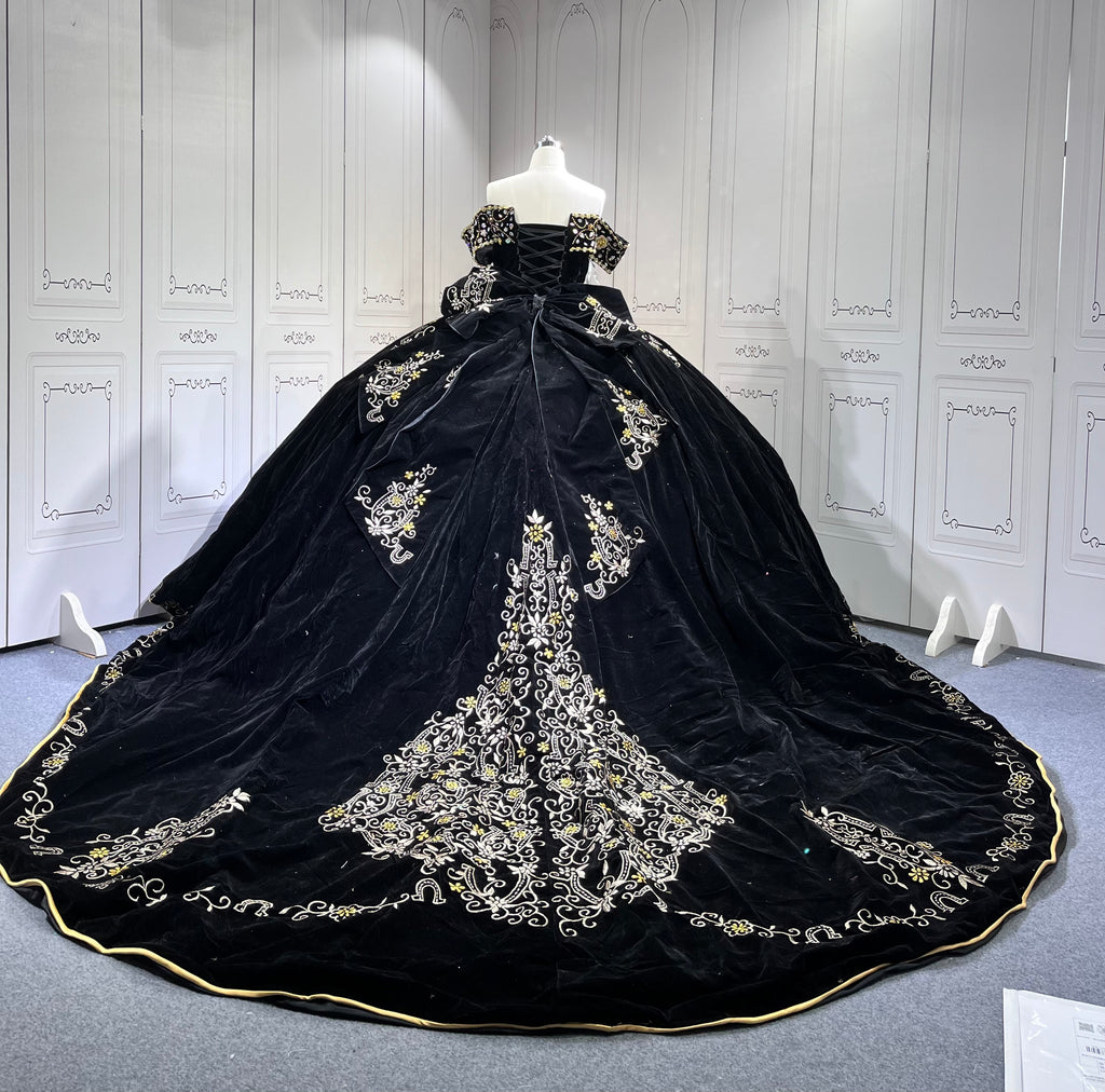 Mumuleo Vestidos 15 Anos Suzhou Factory Directly Vestido De 15 Anos Black and Gold Embroidery Mexican Quinceanera Dresses