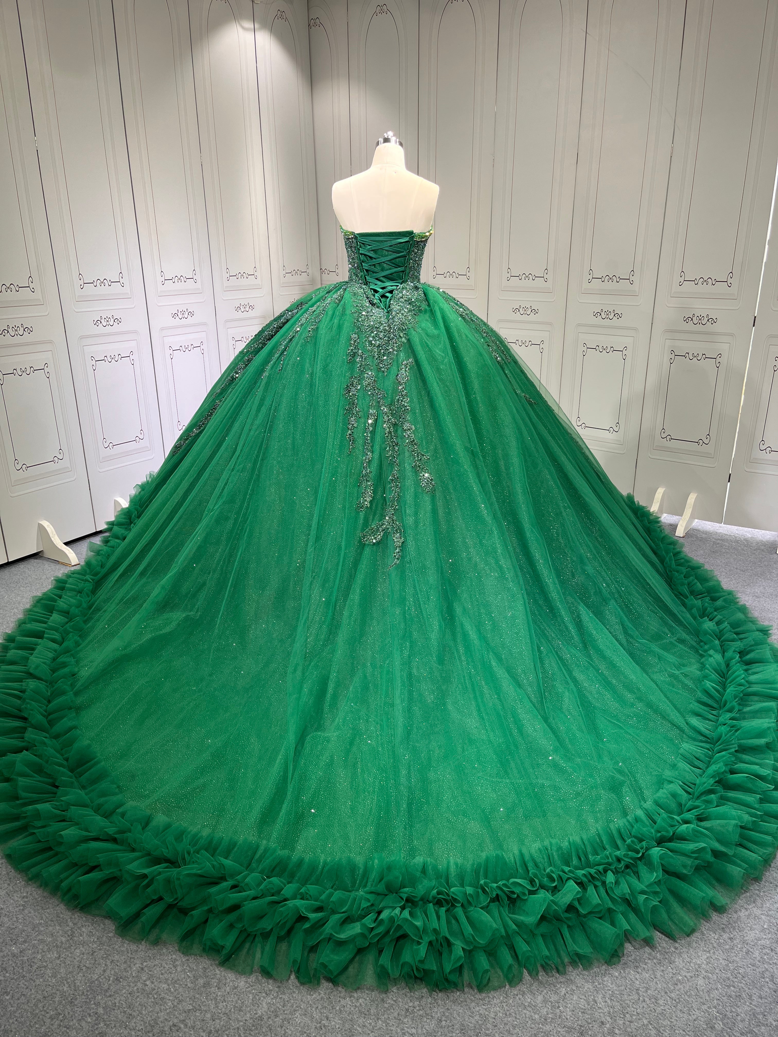 Ruffled Green Quince Dress Sleeveless Vestidos De 15 Anos Crystal Strapless Sweet 15 Gowns