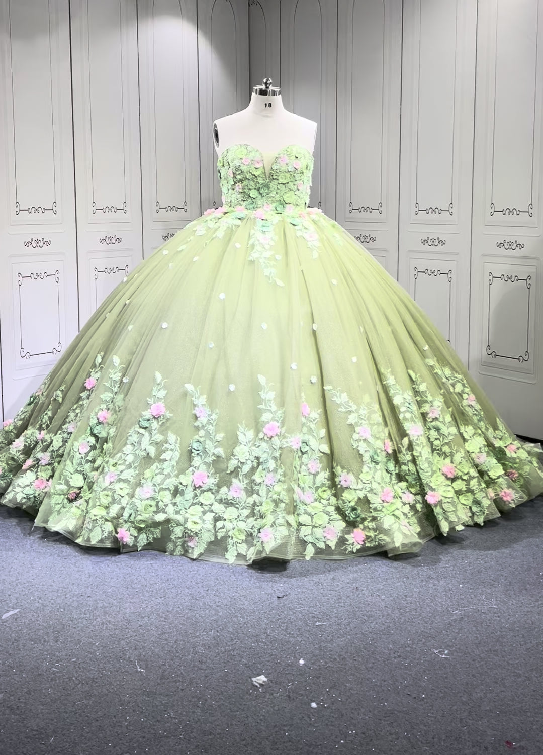 Mumuleo Sage Green Quinceanera Dress Lace Appliques 15 Dresses Ball Gown Vestidos Anos Quinceaneras Vestido Fiesta
